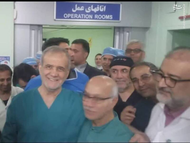 پزشکیان دست به تیغ شد + عکس