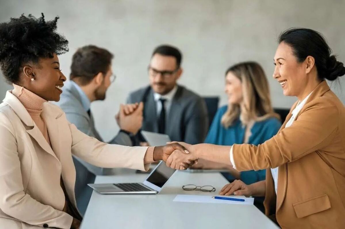 دو نوع تمجید خطرناک برای سلامت روان دو نوع تمجید خطرناک برای سلامت روان