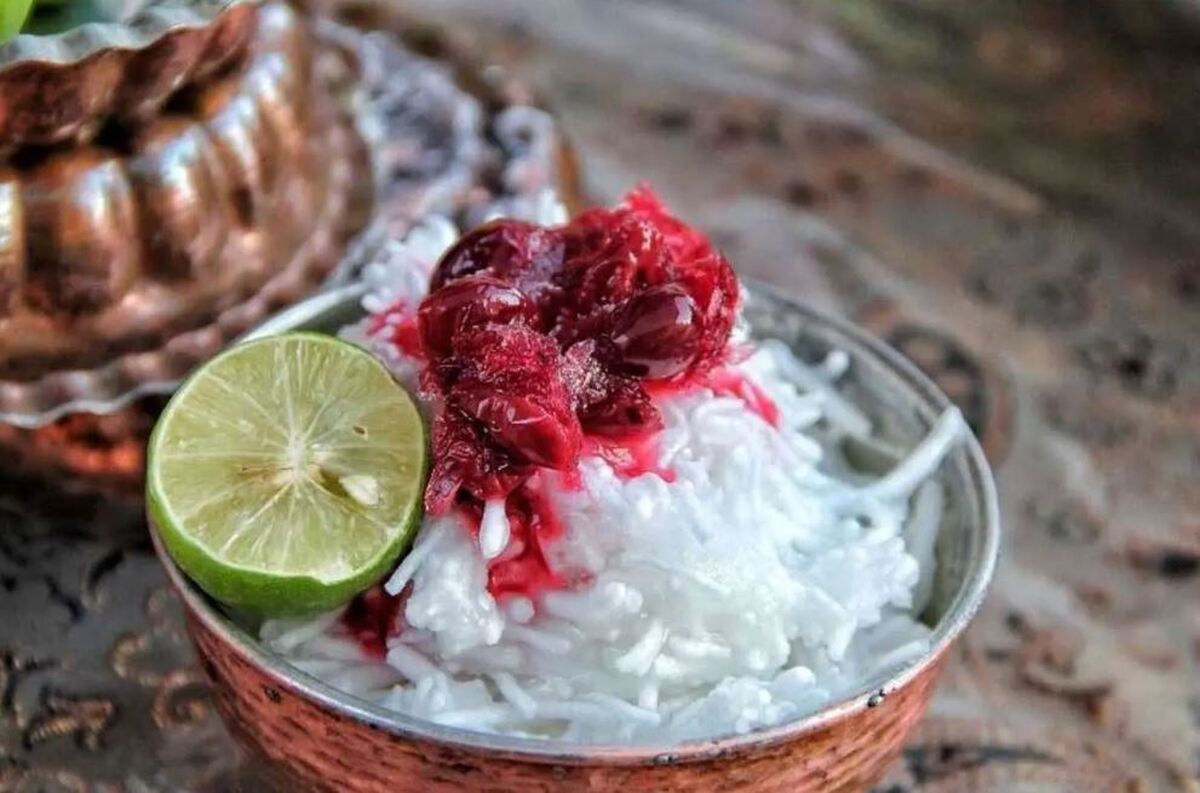 طرز تهیه فالوده شیرازی به روش بازاری طرز تهیه فالوده شیرازی به روش بازاری