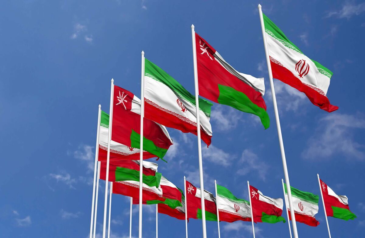  موافقتنامه تجارت ترجیحی میان ایران و عمان به امضا رسید 