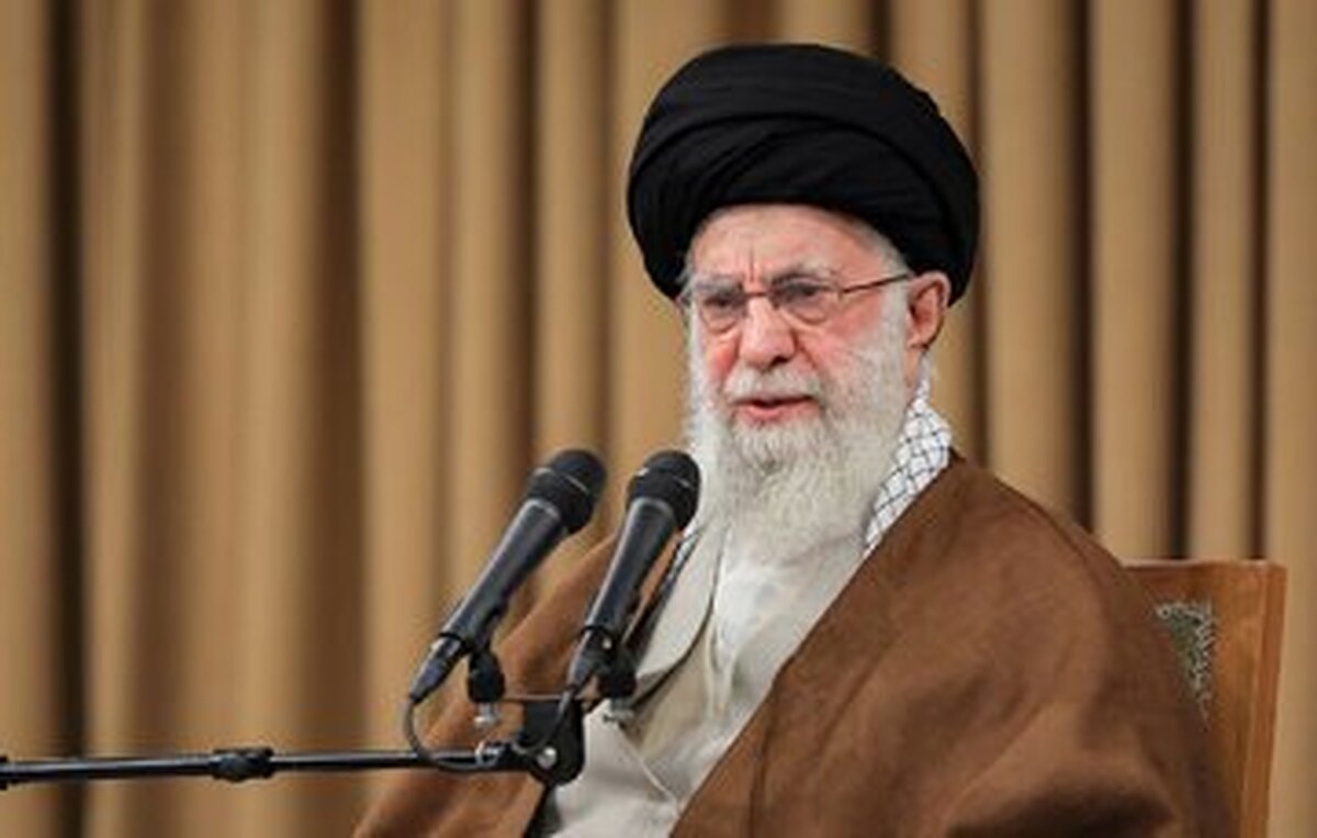  رهبر انقلاب: جوانان ما با خودباوری هویت انقلاب اسلامی را حفظ کردند + فیلم 