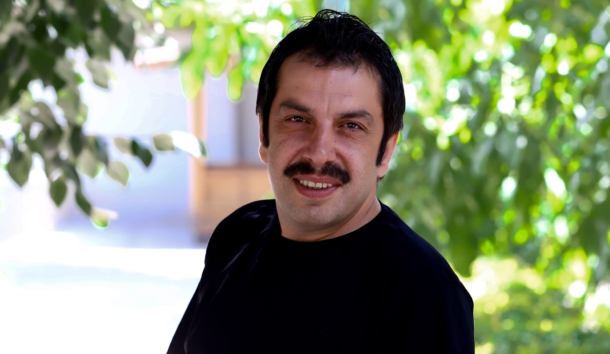 عباس جمشیدیفر عزادار شد عباس جمشیدیفر عزادار شد