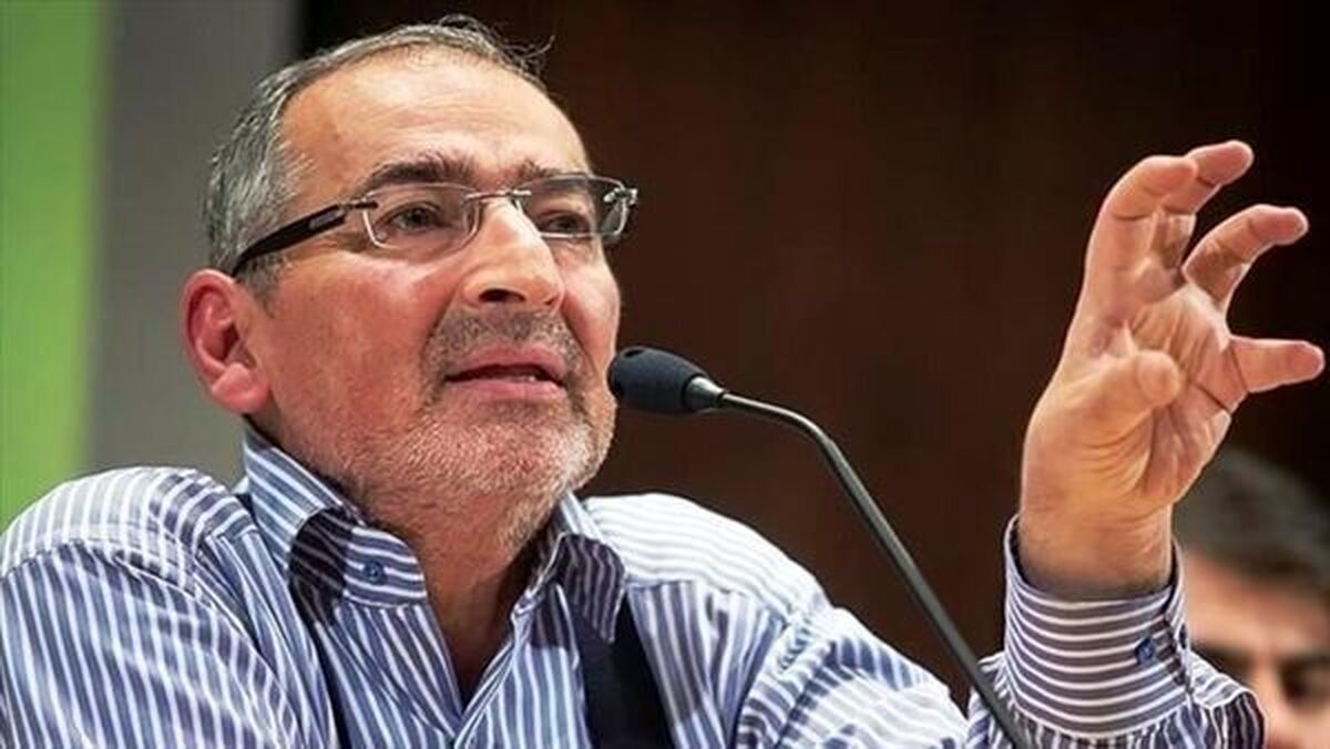  مقایسه عجیب پراید و موشک توسط صادق زیباکلام!+ فیلم 