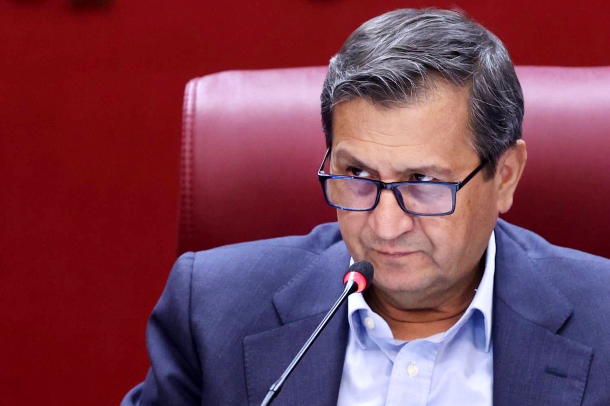  همتی: حذف ارز نیمایی تصمیم ستاد اقتصادی دولت و مجلس بود/ قالیباف از من دفاع نکرد 