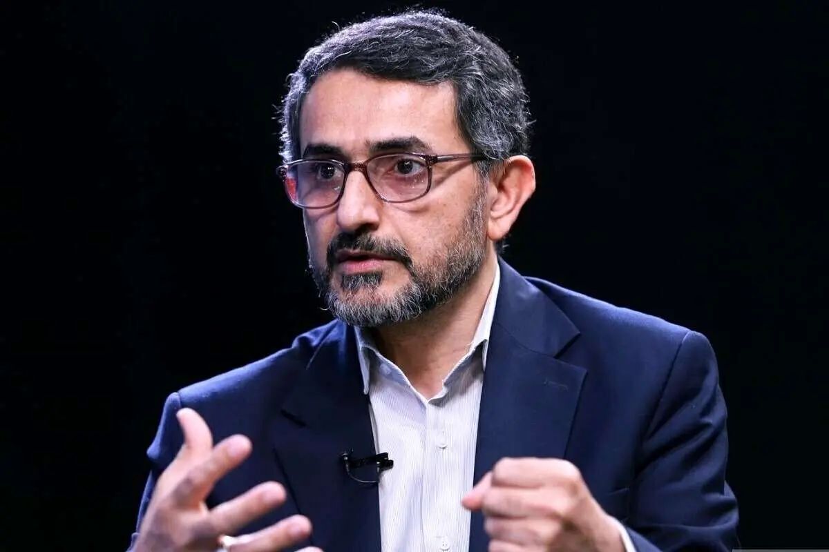 یک نماینده افشا کرد: توطئه «پیامک سازان» علیه مدنیزاده یک نماینده افشا کرد: توطئه «پیامک سازان» علیه مدنیزاده