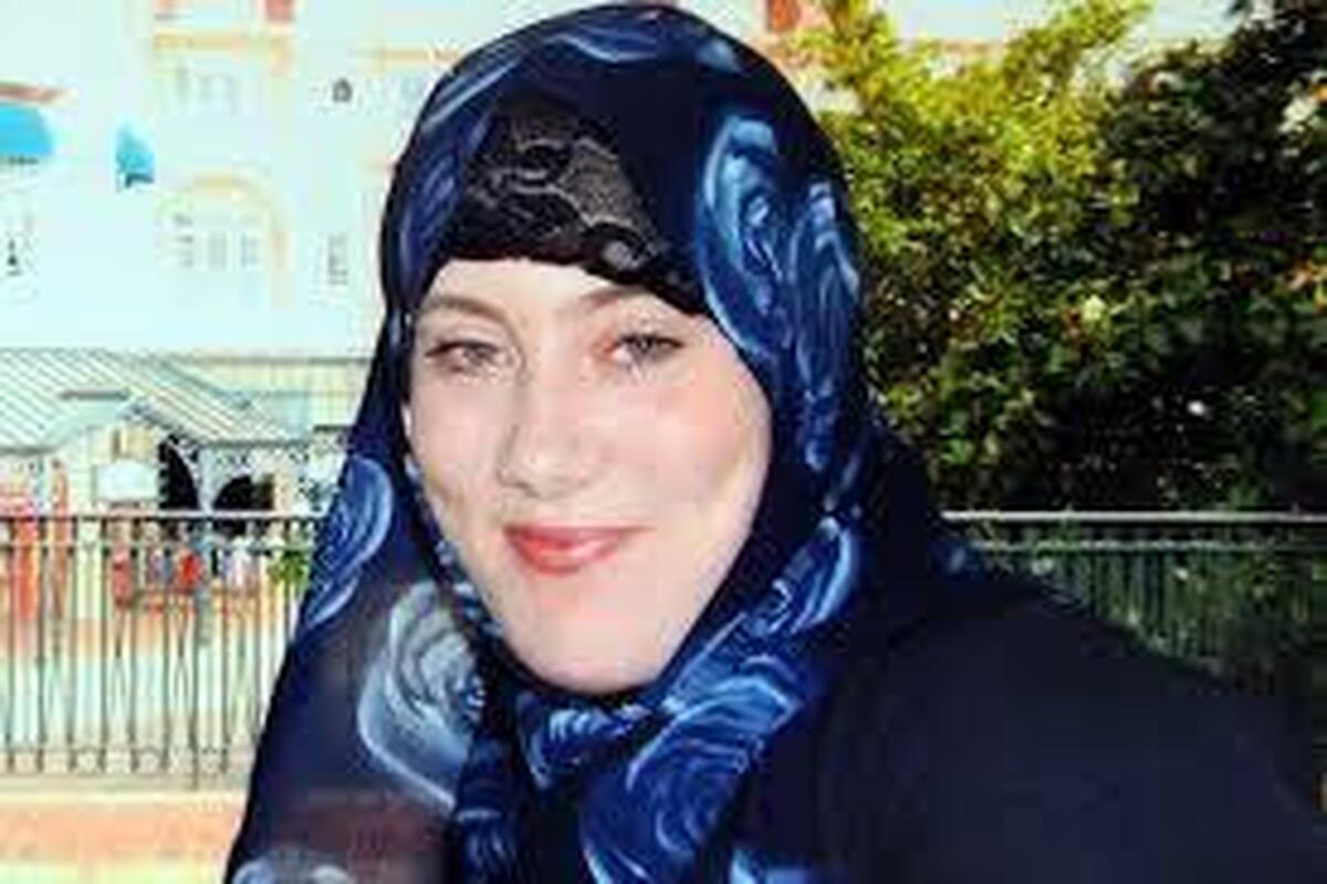تحت تعقیبترین زن جهان را بشناسید/ زن بارداری که عملیات انتحاری کرد تحت تعقیبترین زن جهان را بشناسید/ زن بارداری که عملیات انتحاری کرد