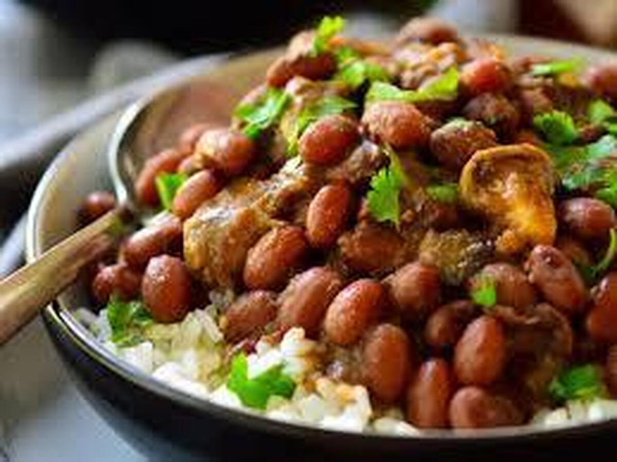 طرز تهیه پلو با لوبیا قرمز فوق العاده خوشمزه و ساده به سبک سنتی طرز تهیه پلو با لوبیا قرمز فوق العاده خوشمزه و ساده به سبک سنتی