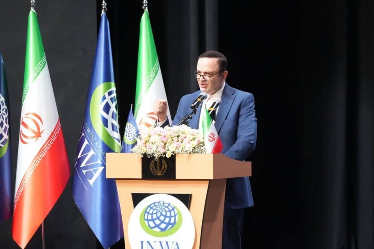  بازمهندسی مناطق آزاد با هدف احیای مزیت‌های رقابتی در دستور کار دولت است 