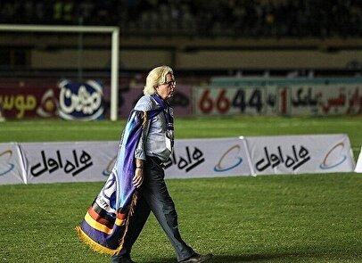 سرمربی آلمانی استقلال به حمله اسرائیل واکنش فارسی نشان داد +عکس
