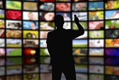 پخش روتین برنامه‌ها در تلویزیون و نمایش خانگی