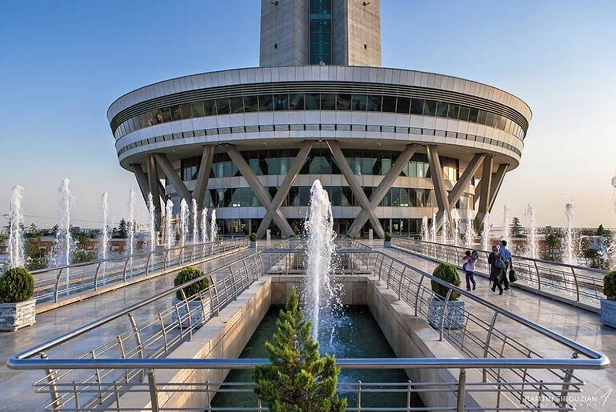 برج میلاد تعطیل می‌شود