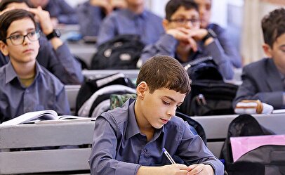 میانگین معدل ۹.۵ دانش‌آموزان ایرانی/ چرا دهه‌ نودی‌ها حوصله درس خواندن ندارند؟