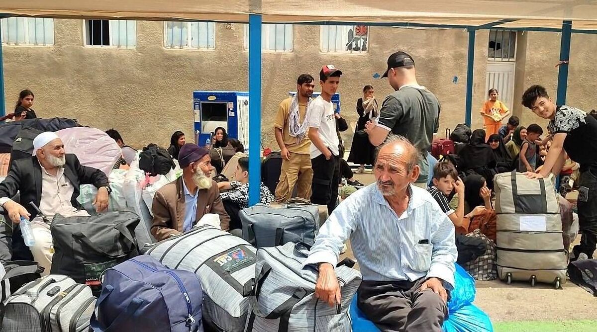 موسیقی زمینه جالب شبکه خبر همراه با تصاویر اتباع در مرز!+ فیلم