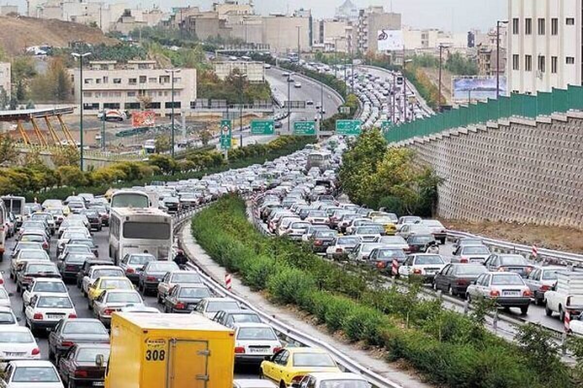 اتوبان بابایی امروز هم قربانی گرفت/مرگ هولناک یک زن و مرد در تصادف