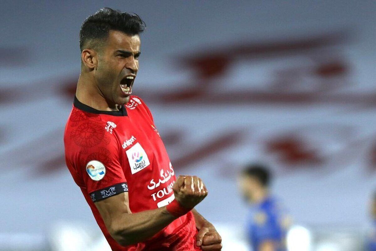 استقلال بین هوادارانش بمب منفجر کرد!