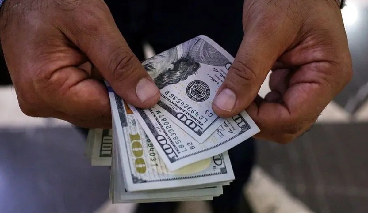 ریزش قیمت دلار بازار آزاد از ۲۰ هزارتومان گذشت / اعلام قیمت دلار امروز ۵ تیر ۱۴۰۴ ریزش قیمت دلار بازار آزاد از ۲۰ هزارتومان گذشت / اعلام قیمت دلار امروز ۵ تیر ۱۴۰۴
