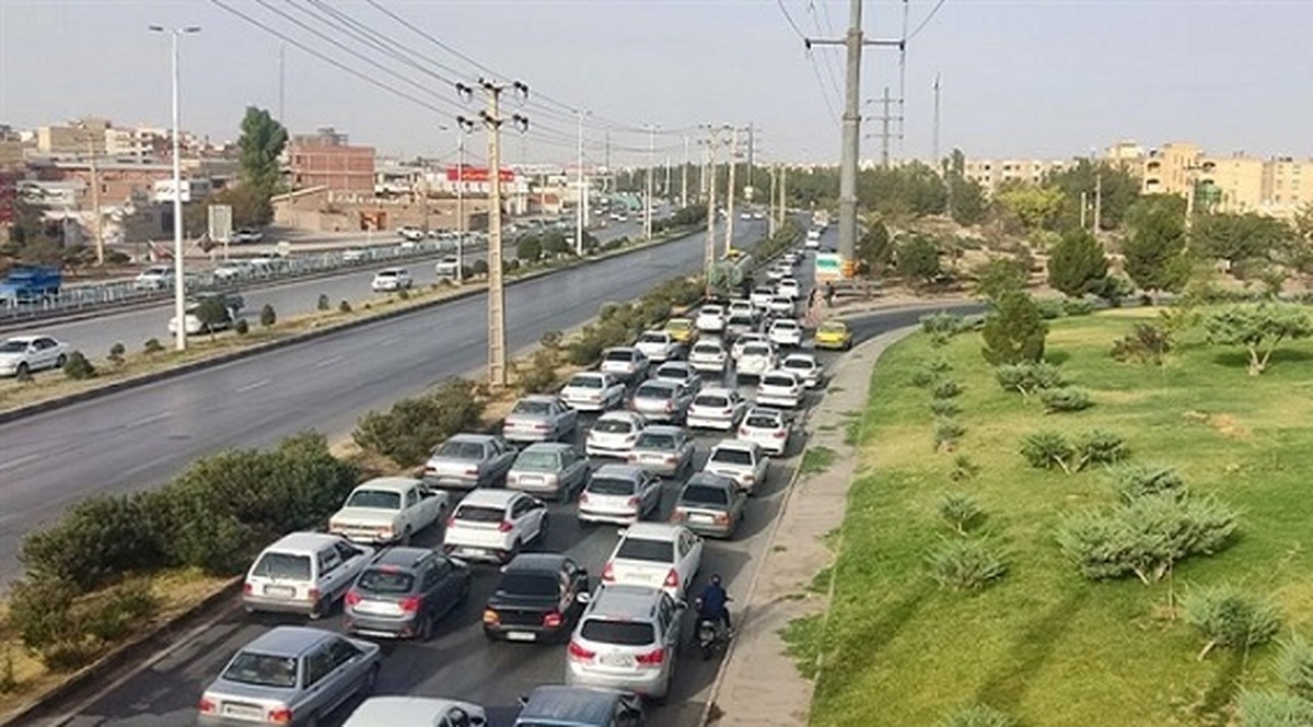 ترافیک سنگین در این بزرگراههای ورودی تهران ترافیک سنگین در این بزرگراههای ورودی تهران