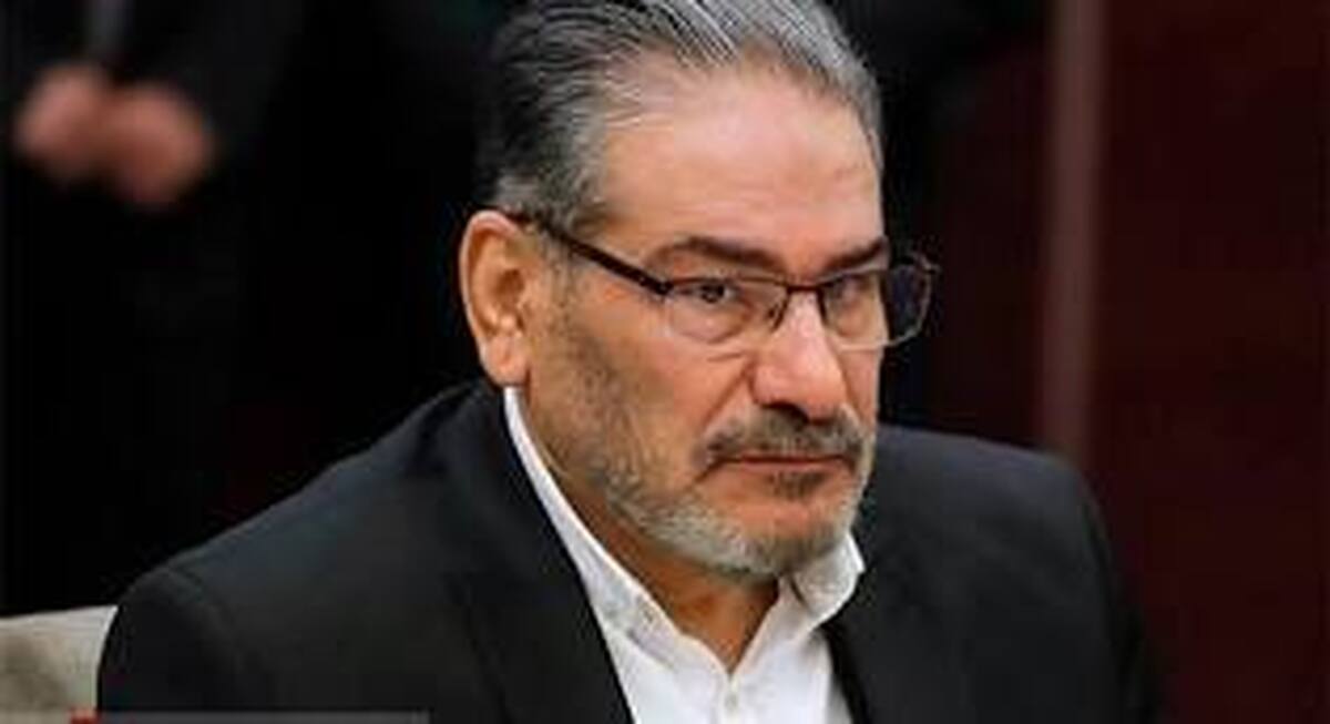 تصویر علی شمخانی در تشییع شهدا پر بازدید شد