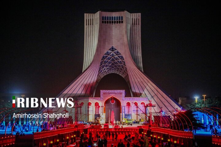 تهران عزادار شد