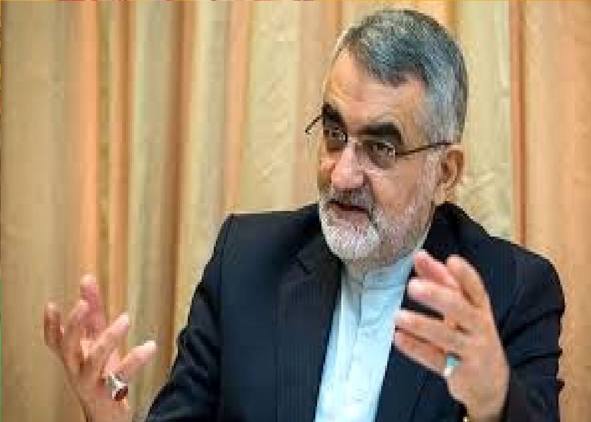بروجردی: شب آخر شمخانی من و سه نفر دیگر را فرا خواند/ نمی‌دانم می شود بگویم یا نه…