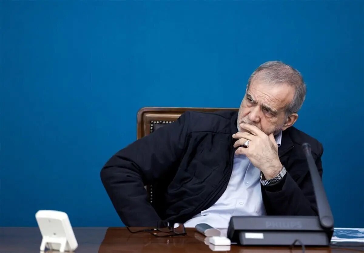 نامه جمعی از اساتیدبه پزشکیان؛ فیلترینگ را هم حذف کنید!