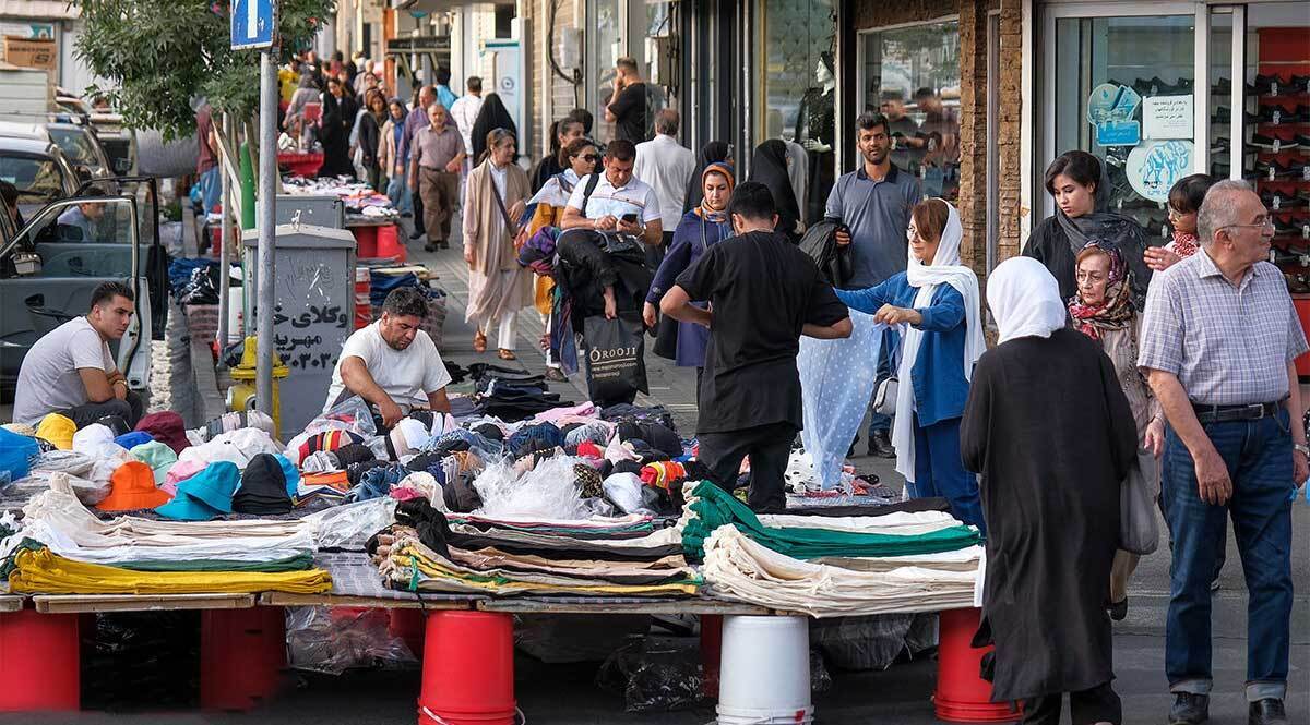 طرح جدید ساماندهی دست فروشان / بساط دست فروشان جمع میشود؟ طرح جدید ساماندهی دست فروشان / بساط دست فروشان جمع میشود؟