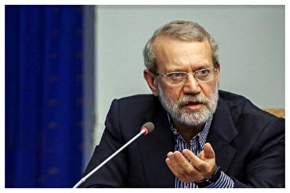لاریجانی: ایران با این باد‌ها نمی‌لرزد