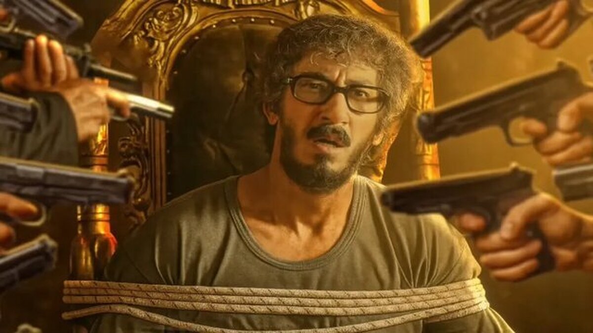بهرام افشاری با مرد عینکی پیشتاز گیشه تابستان