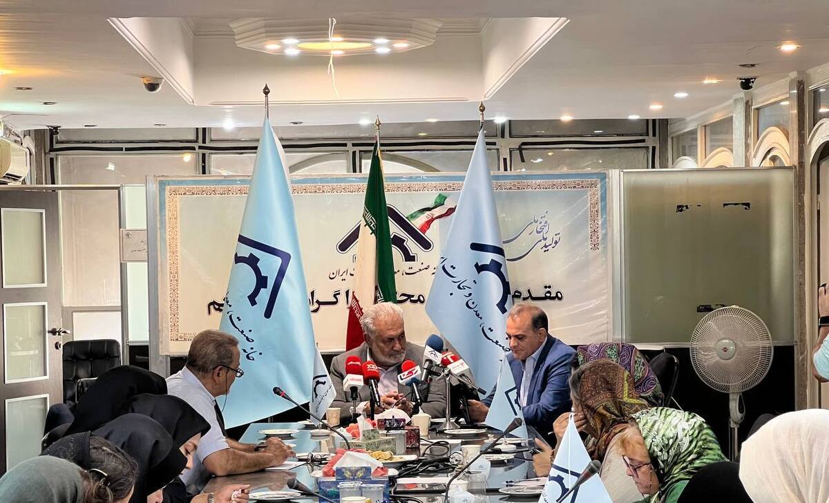 صنعت در تاریکی؛ ۵۰ درصد کاهش تولید برای ناترازی برق