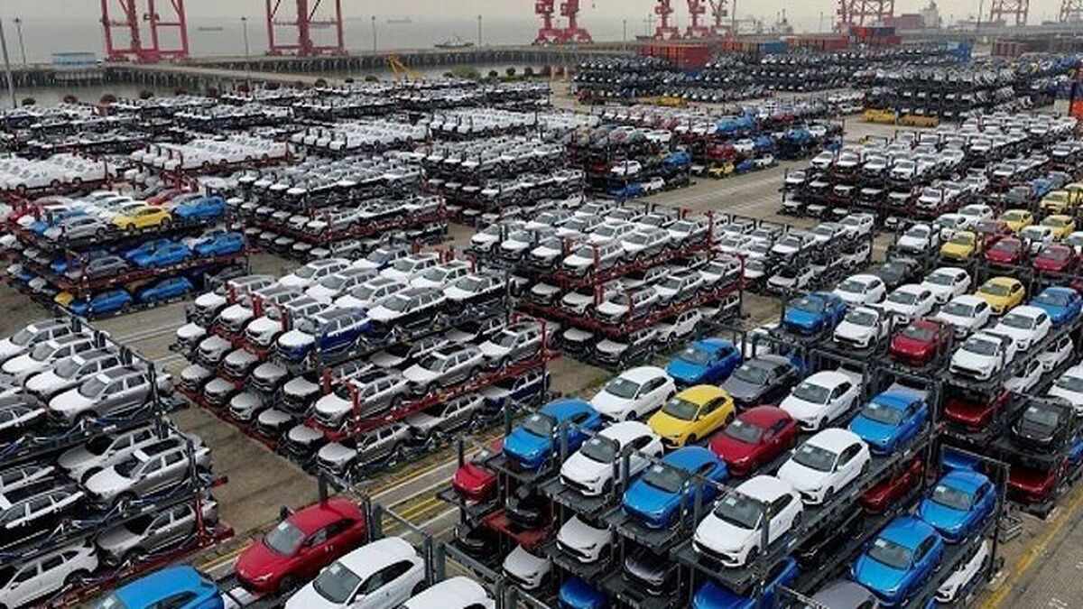 اصلاح قیمت خودروهای وارداتی امسال با تعرفه قبلی اصلاح قیمت خودروهای وارداتی امسال با تعرفه قبلی