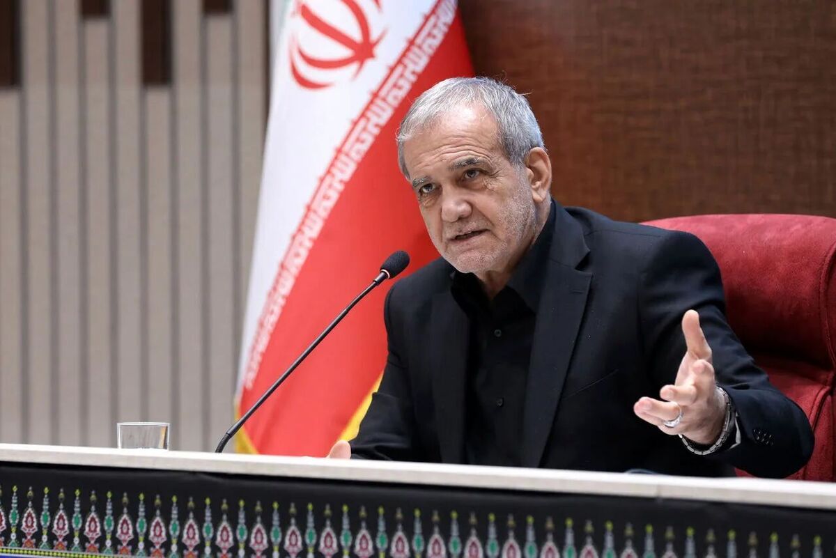 هنرنمایی پزشکیان در رویارویی مردم با بحران آب کشور!