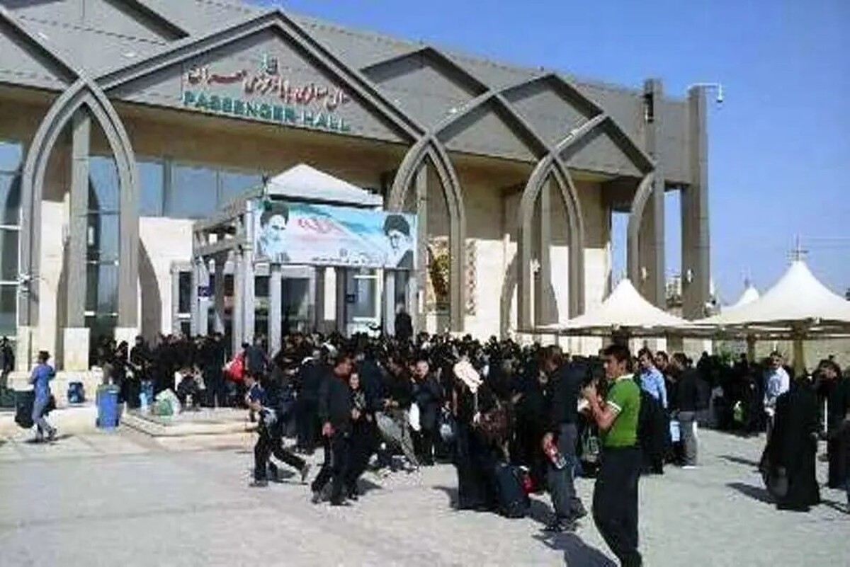عبور بیش از ۴۳ هزار زائر از مرز مهران تا س...