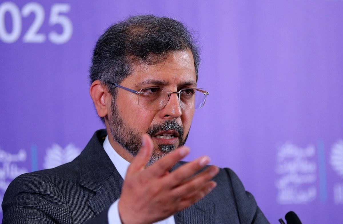 معاون عراقچی: احتمال جنگ با اسرائیل بسیار بالاست