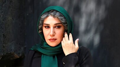 نسیم ادبی در آغوش کارگردان برجسته + عکس