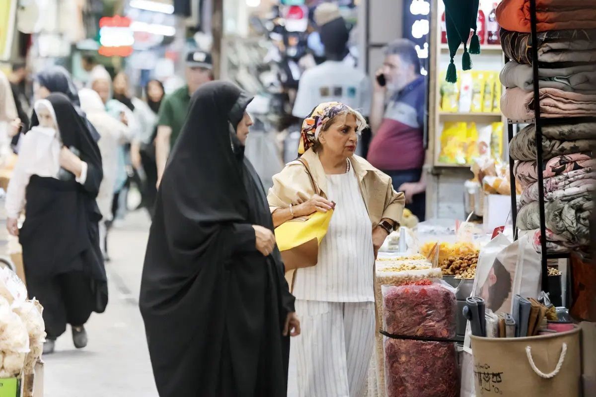 ۲۰ کافه و رستوران پلمپ شدند ۲۰ کافه و رستوران پلمپ شدند