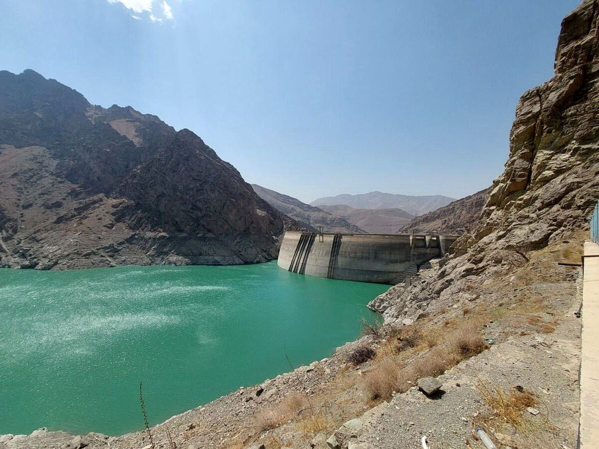 قیمتگذاری دستوری چگونه صنعت برق و آب را نابود کرد؟ قیمتگذاری دستوری چگونه صنعت برق و آب را نابود کرد؟