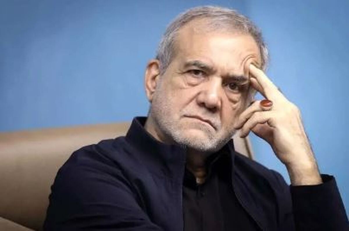 حذف تصاویر پزشکیان در بنر‌های هفته دولت جنجالی شد