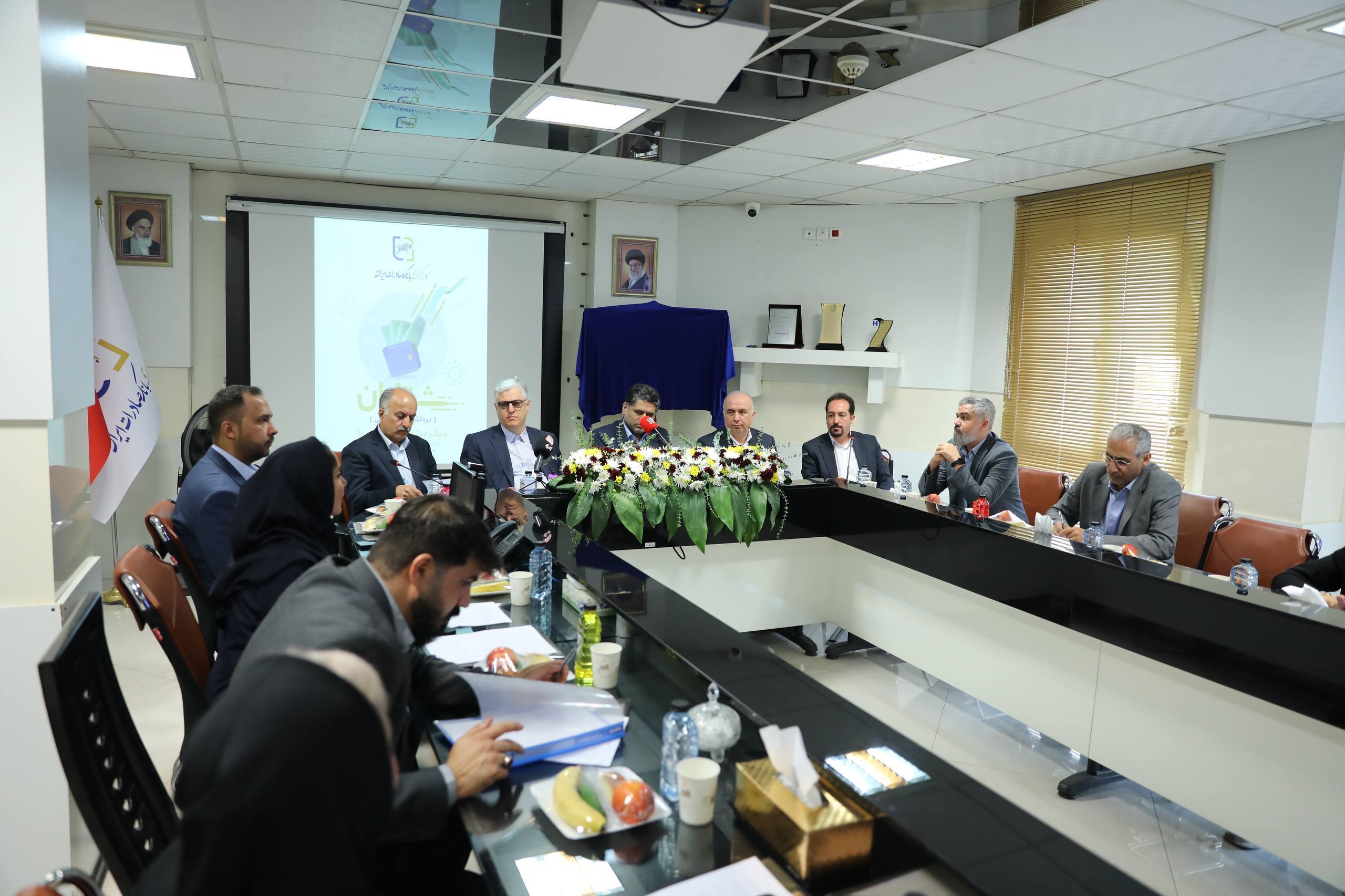 تحول در پرداخت وجوه اوراق بهادار با رونمایی از راهکار «شتابان» کارگزاری بانک صادرات ایران / محمد وطن پور: بانکداری خرد اساس فعالیت در بانک صادرات ایران است