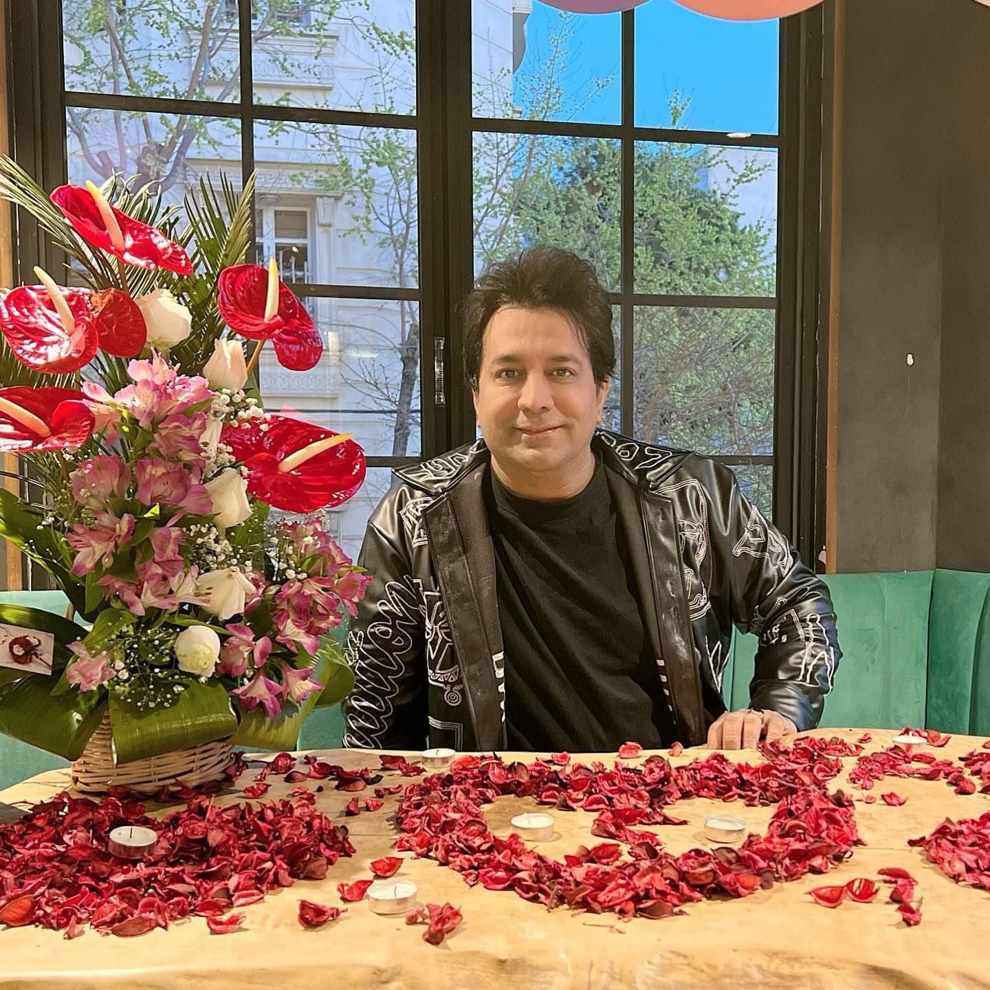 امید جهان آسمانی شد+ بیوگرافی و سوابق هنری