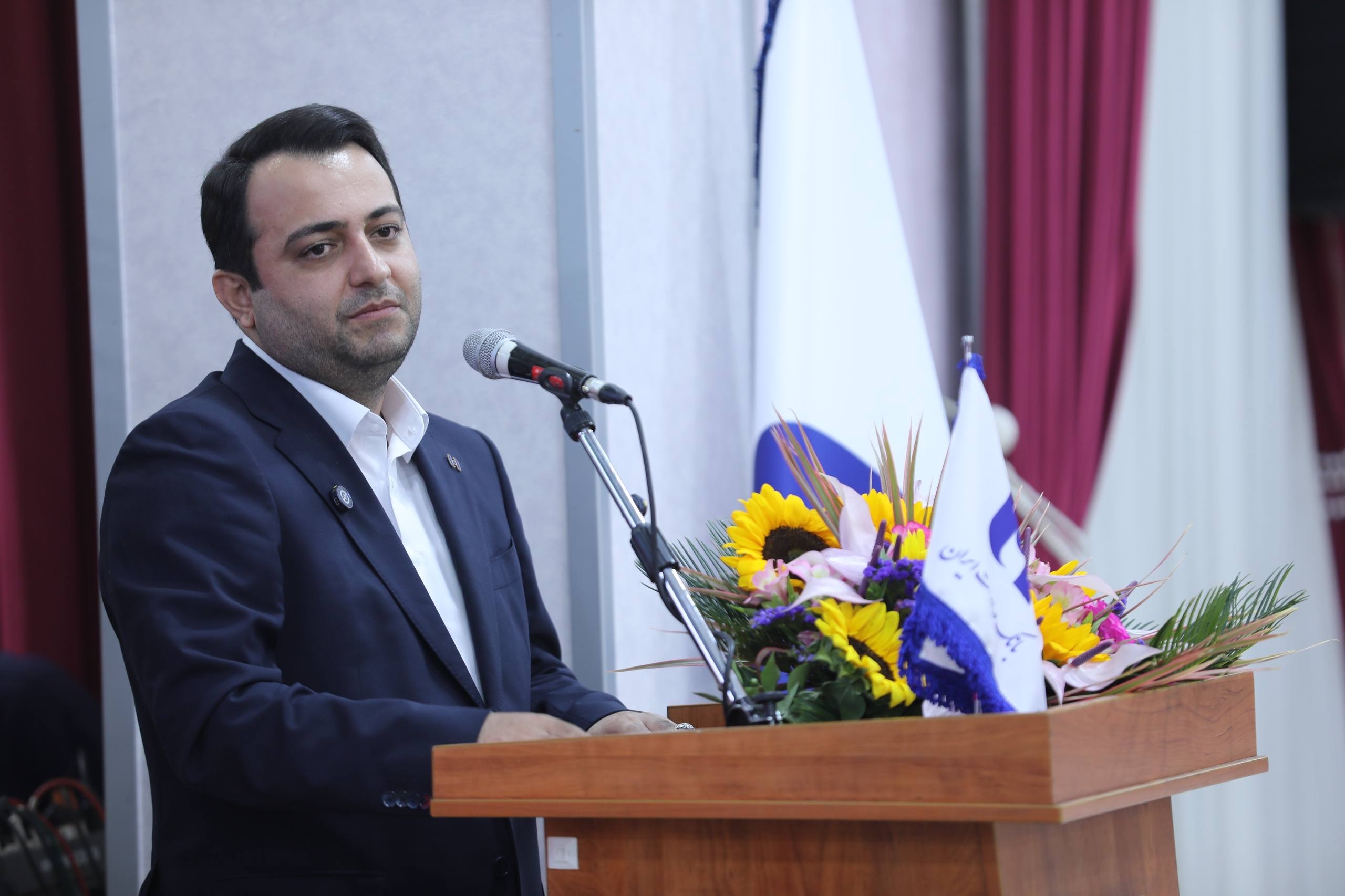 نشست مدیران ادوار بانک صادرات ایران برگزار شد/ محسن سیفی: مهم‌ترین مسئولیت امروز، تداوم مسیر پرافتخار بانک صادرات ایران است