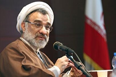 نظر خسروپناه درباره ارائه مجوز برای آوازخواندن زنان
