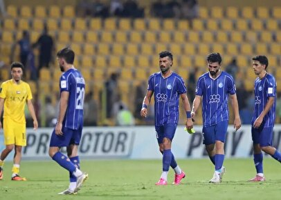 سه بازیکن استقلال خط خوردند!