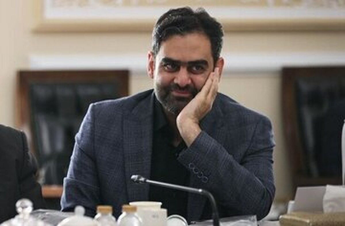 حمله ثابتی به ظریف و روحانی پس از فعال شدن ماشه/ اینها حافظ منافع آمریکا هستند!