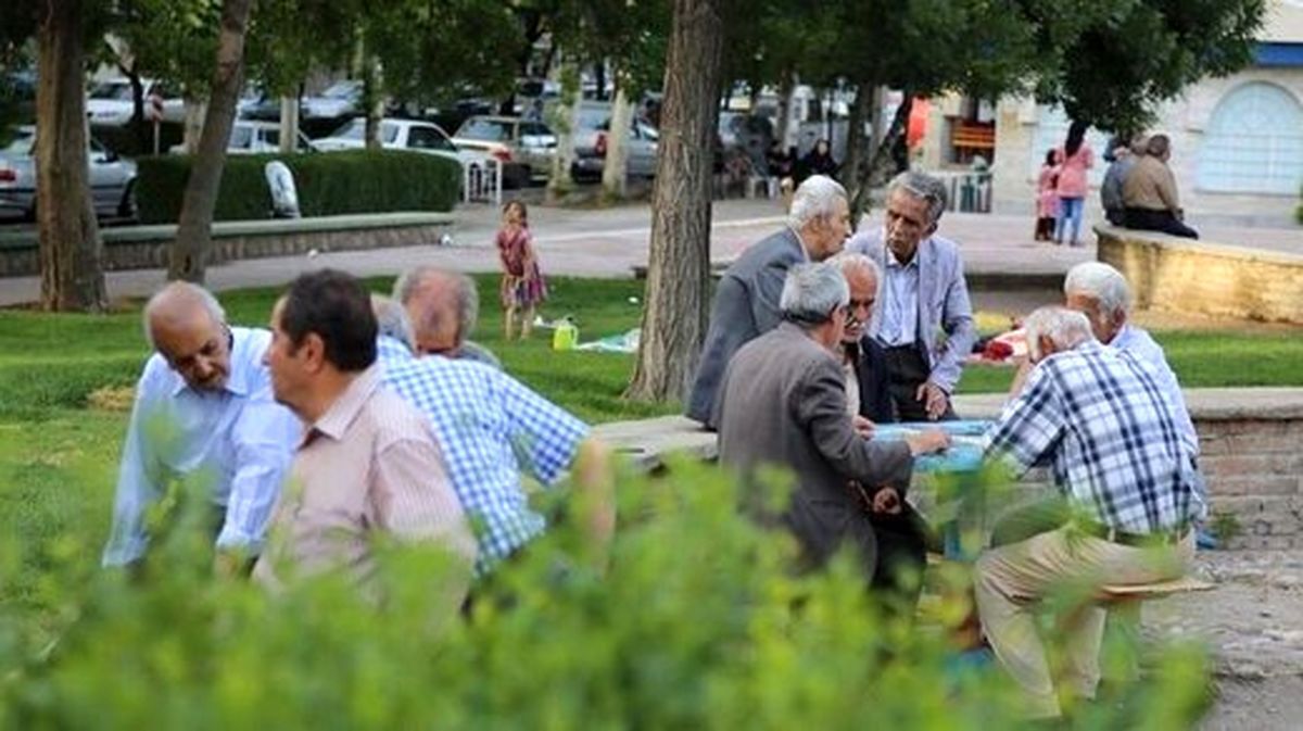 نامه سی‌هزار بازنشسته دولت به عارف / کارزار جدید بازنشستگان