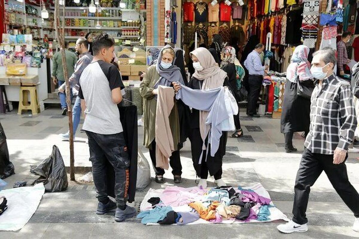 دست فروشی در تهران هم دچار رانت شد/ اجاره پیاده‌رو از ۱۰۰ تا ۲۵۰ میلیون+ عکس