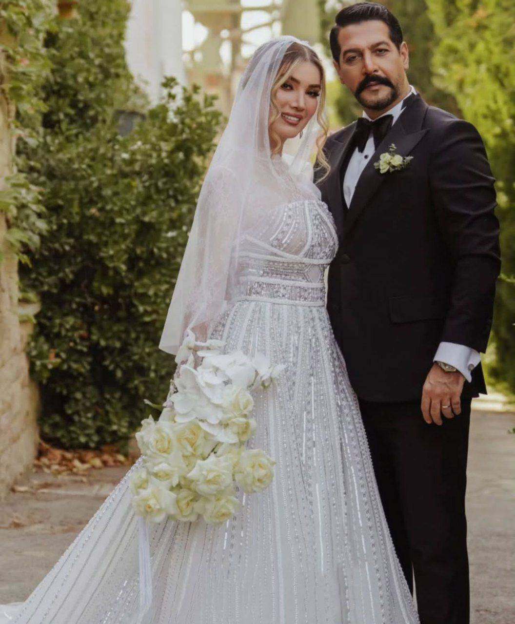 متین ستوده برای بار دوم عروس شد/ عکس جشن عروسی متین ستوده با کامران تفتی و علی زندی/ مقایسه لباس عروس و میکاپ خانم بازیگر در ازدواج اول و دومش + عکس متین ستوده برای بار دوم عروس شد/ عکس جشن عروسی متین ستوده با کامران تفتی و علی زندی/ مقایسه لباس عروس و میکاپ خانم بازیگر در ازدواج اول و دومش + عکس