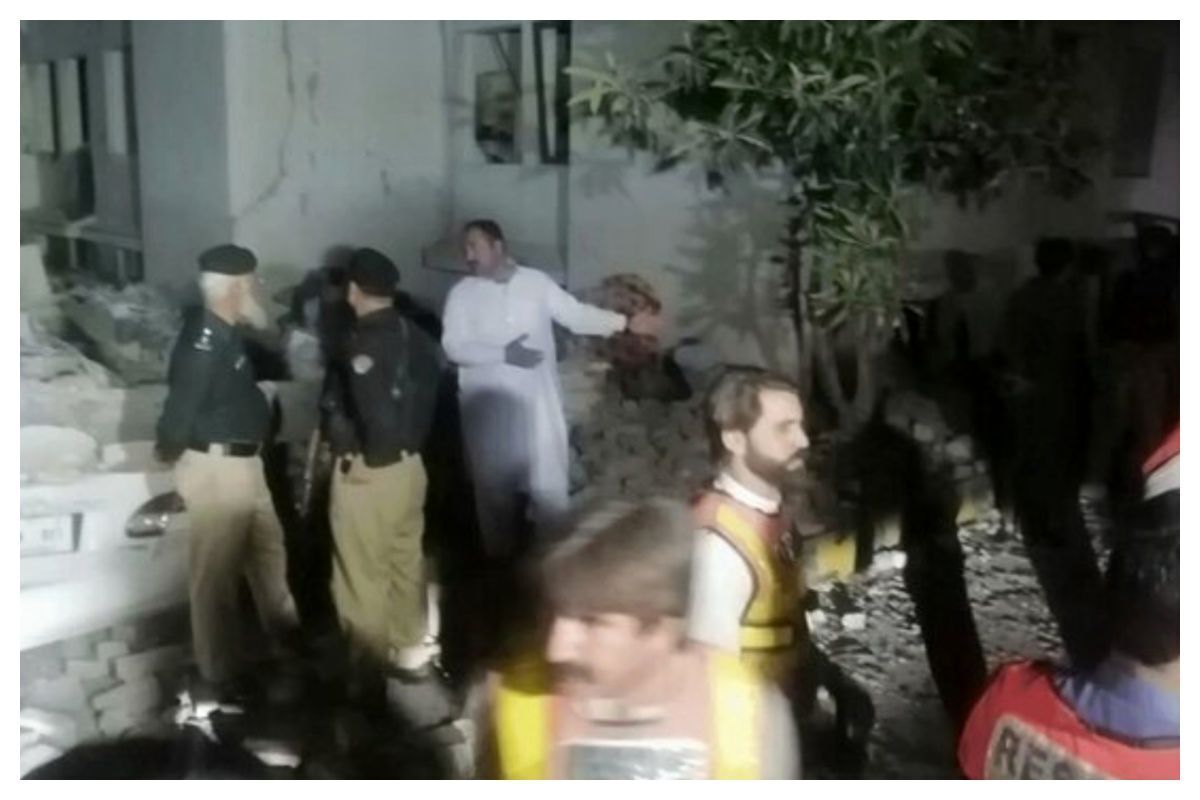 انفجار انبار مواد منفجره در همسایگی ایران / ۲۴ نفر جان باختند انفجار انبار مواد منفجره در همسایگی ایران / ۲۴ نفر جان باختند