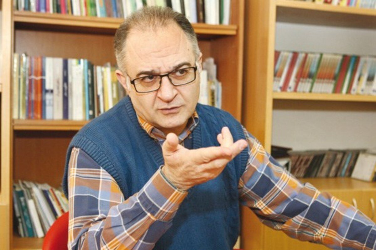 سخنان جنجالی مجری صدا و سیما درباره مکانیسم ماشه+ فیلم