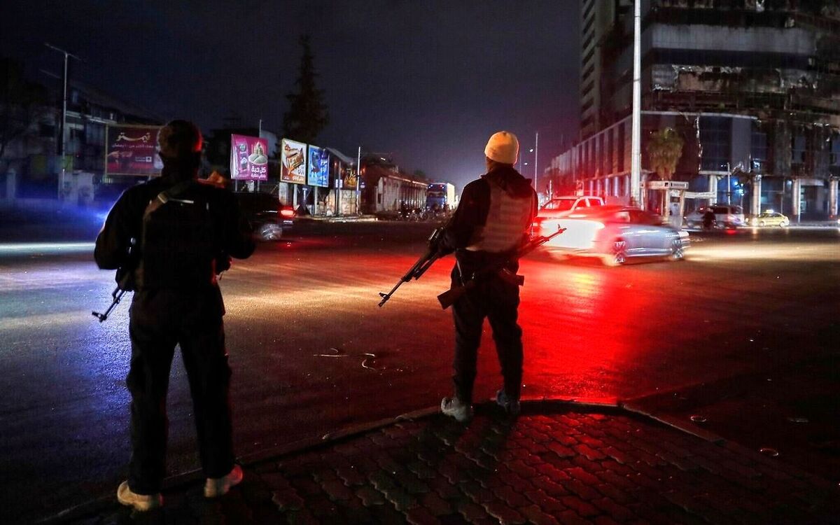 فوری/ انفجار در سوریه؛ مقر نیروهای الجولانی هدف قرار گرفت