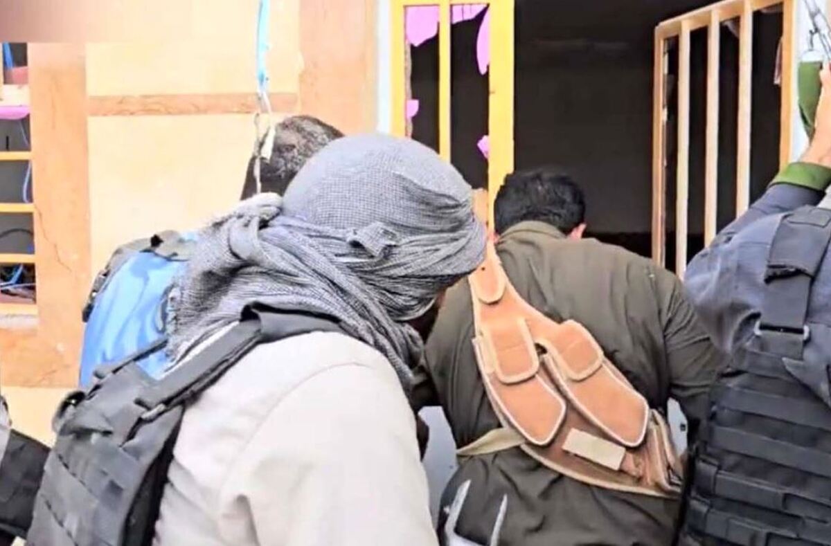 اولین تصاویر از درگیری نیرو‌های امنیتی با تروریست‌ها در ایرانشهر / ۱۳ نفر کشته شدند + فیلم